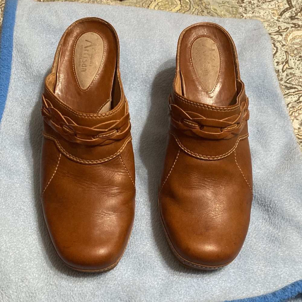 Clarks Women's Brown Leather Mules